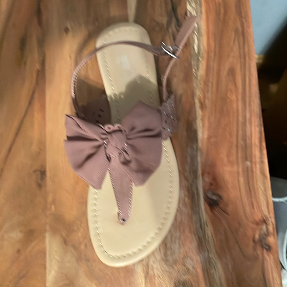 Sandal worn once or twice